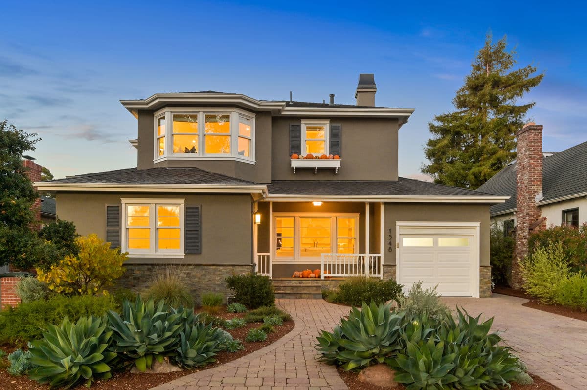 Craftsman home exterior painting